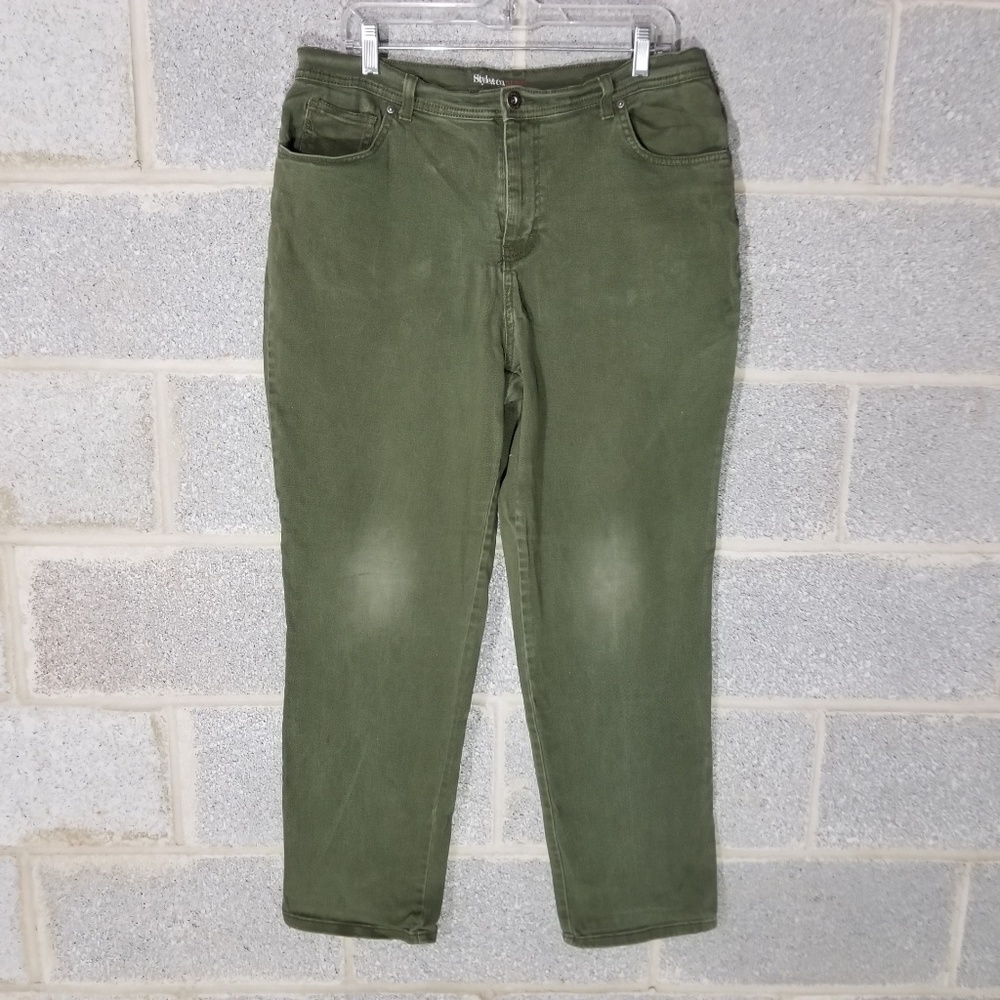 3/$20 Style & Co Denim Women's Jeans Pant size 16 - Picture 1 of 4